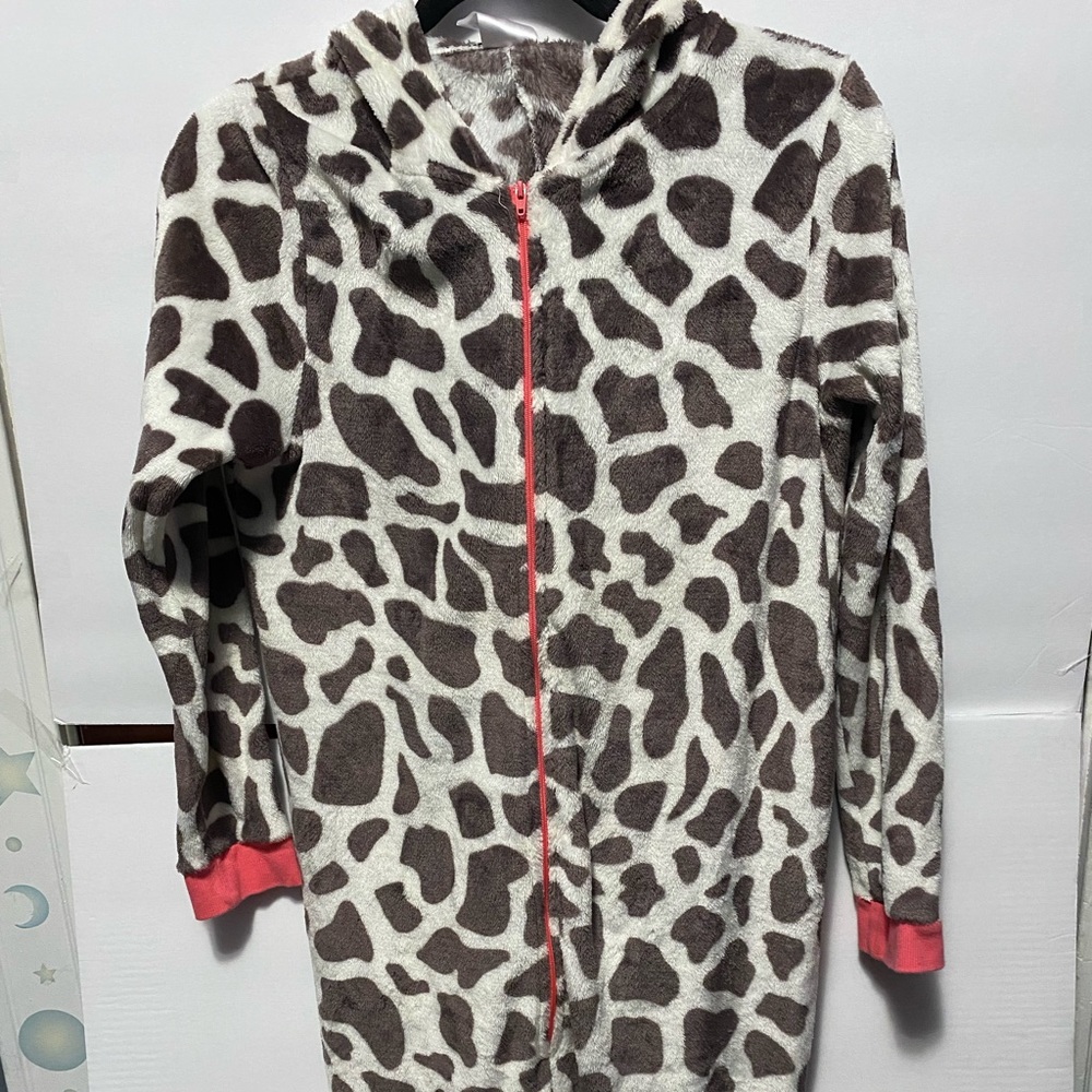 Soft giraffe onesie